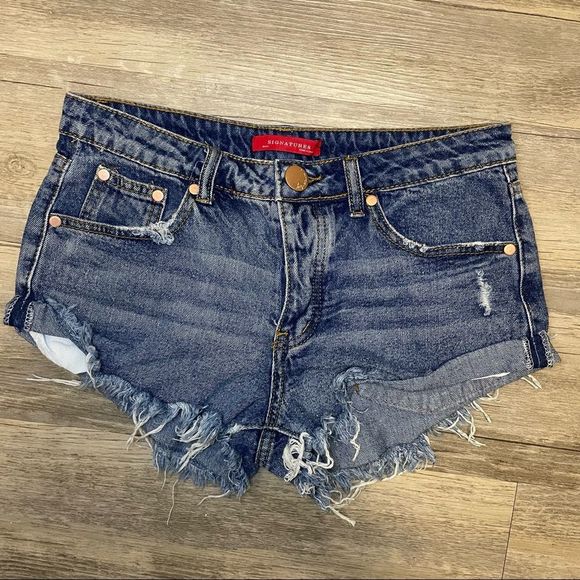 Pants - NWT Denim Shorts